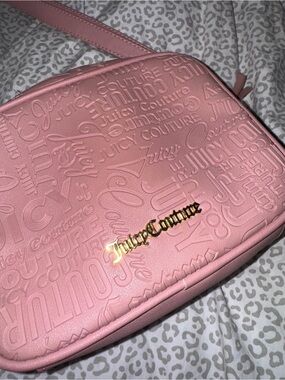 Pretty Pink Juicy Couture Embossed Crossbody Bag 🩷